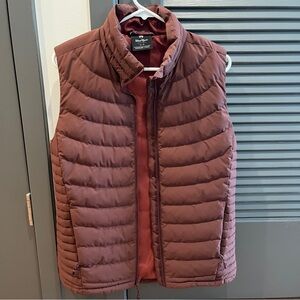 Wind River Maroon Puffer Vest Size S